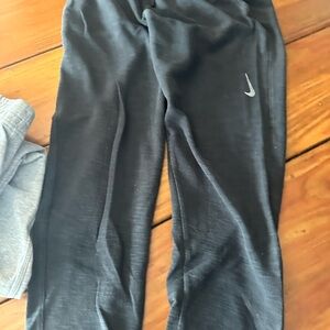 Nike Men's Dark Gray Joggers